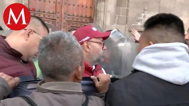 Llegan granaderos a resguardar Palacio Nacional ante protestas de maestros