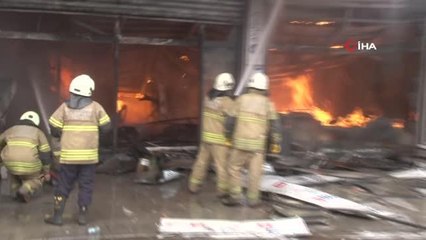 Bornova'da sanayi sitesinde yangın paniği