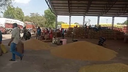 Ingredients being weighed by small grain markets and fruit traders with non-standard forks