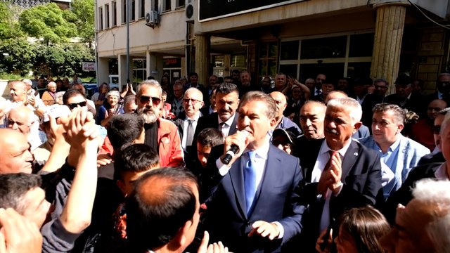 Seçim çalışmalarına erken başlayan Sarıgül: Kılıçdaroğlu sarayda yaşamaz, Türkiye’yi saray yapar