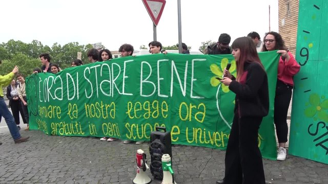 Presidio al ministero della Salute per la legge sul benessere psicologico