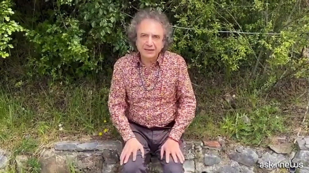 Roberto Cacciapaglia torna live con il suo Invisible Rainbows