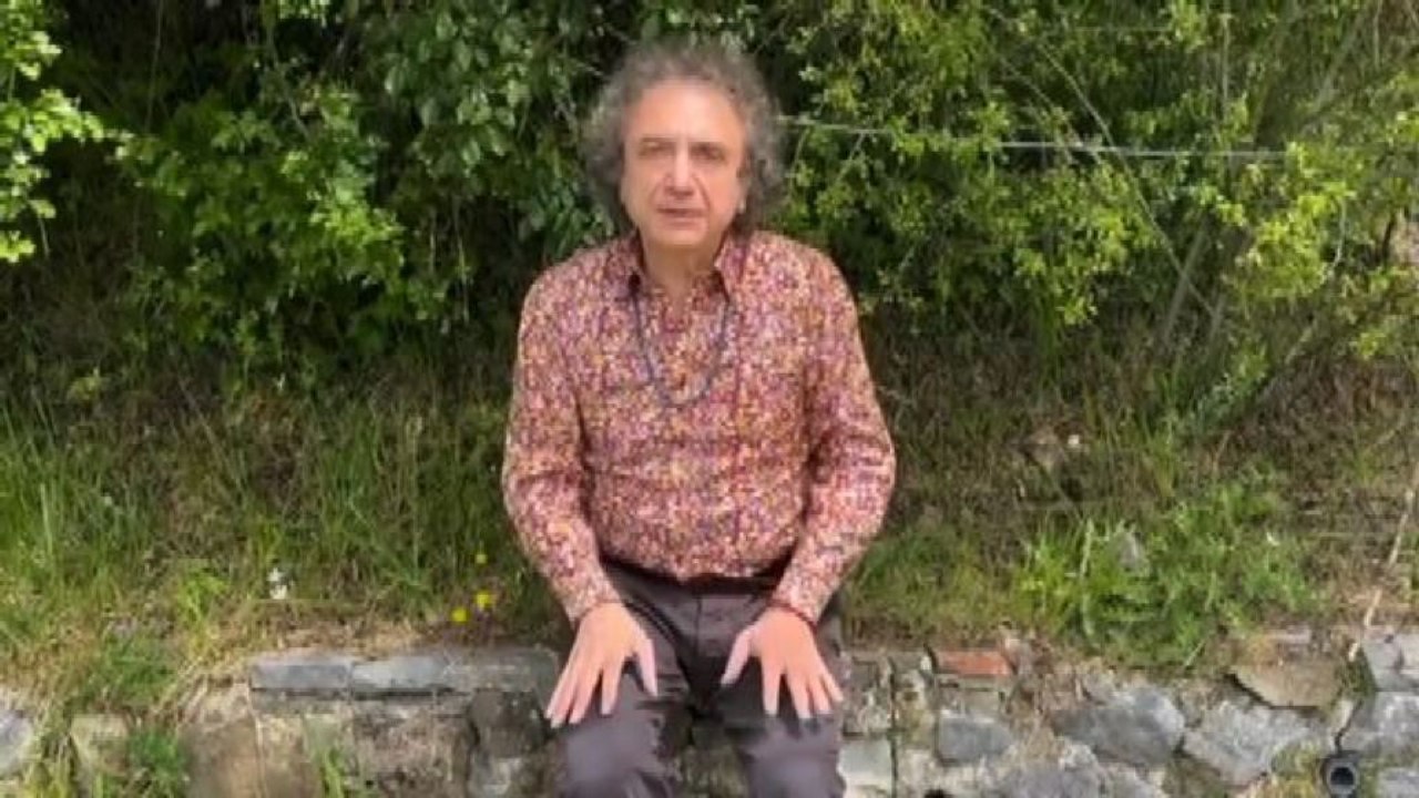 Roberto Cacciapaglia torna live con il suo Invisible Rainbows