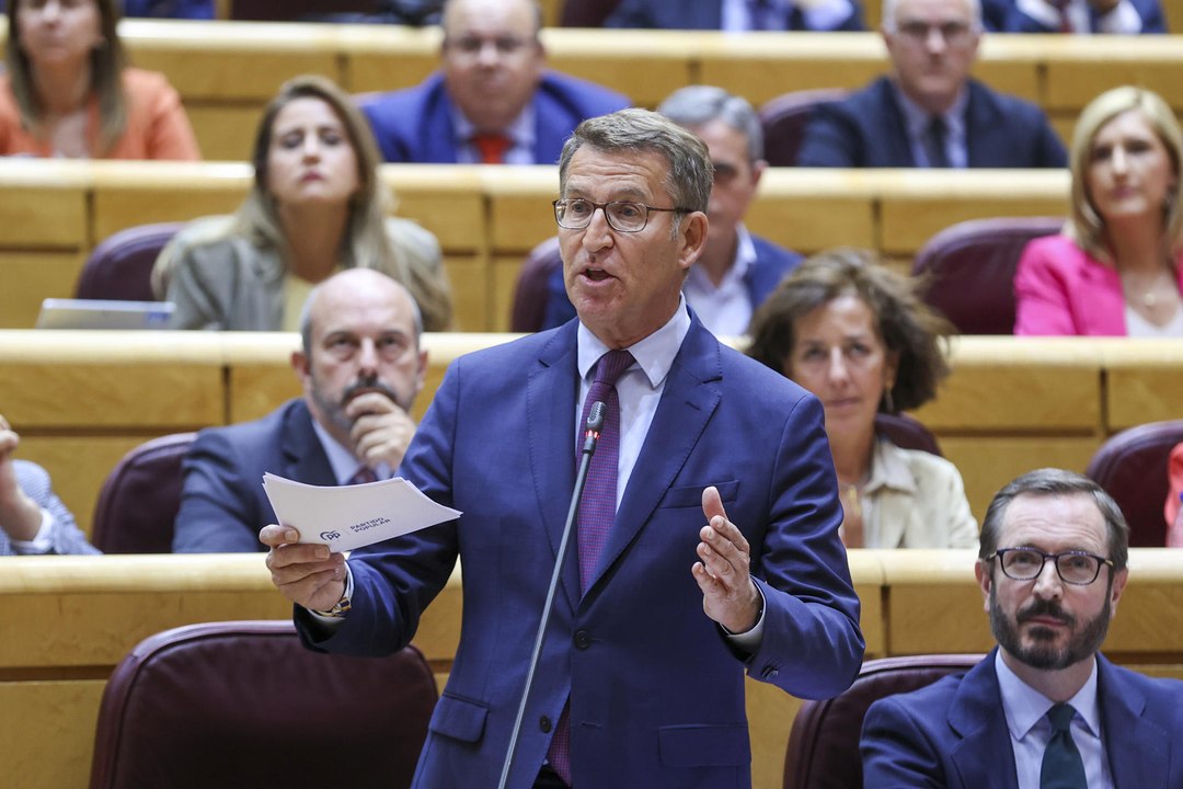Feijóo presiona a Sánchez: "O rompe con Bildu o rompe con la decencia"