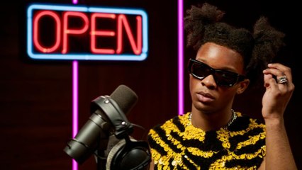 ​D4vd "Sleep Well" (Live Performance) | Open Mic