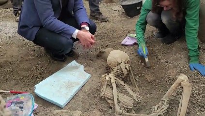Exhuman dos nuevos esqueletos en las ruinas de Pompeya