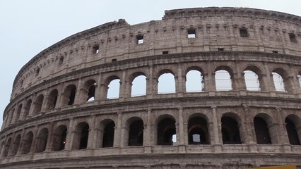 Biglietti Colosseo-Fori, "impossibile acquistarli online. Boom bagarinaggio"