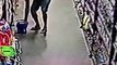 Homem é flagrado roubando em supermercado de Salvador; veja vídeo