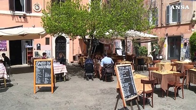 Sugli affitti brevi una proposta di legge entro giugno