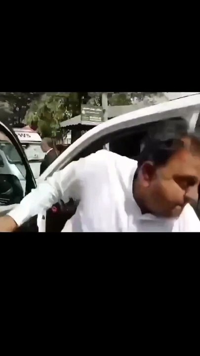Fawad choudry کی dor