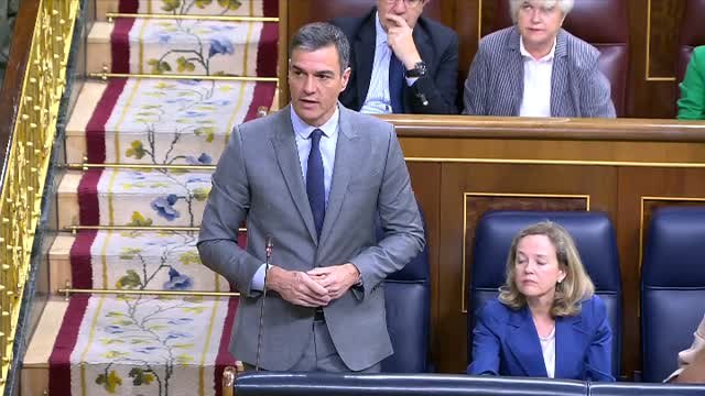 Sánchez insiste en su es legal, pero no decente ante Mertxe Aizpurua