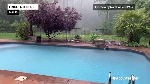 Thunderstorms rumble across the Southeast