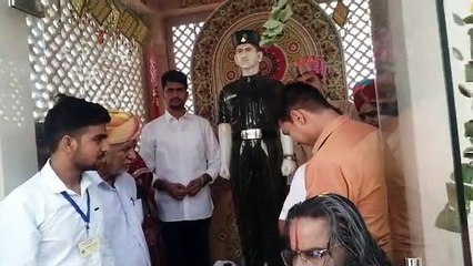 शहीद जाखड़ की प्रतिमा का अनावरण हुआ