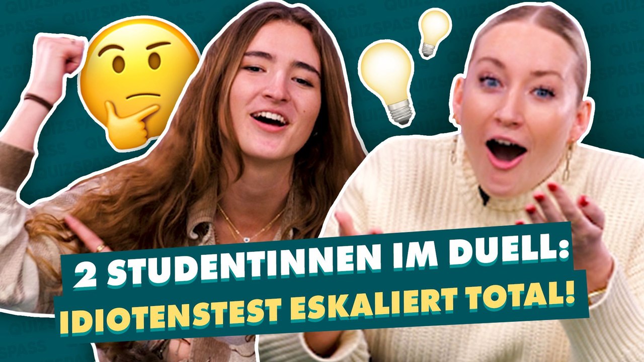 Zwei studentinnen im duell