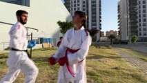 HATAY - Depremzede sporcu, Balkan Çocuklar Karate Şampiyonası'nda madalya peşinde koşacak