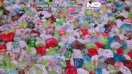 WATCH: Argentina Obelisk covered with plastic bags ahead of World Recycling Day