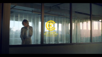 Stranger Teaser VF