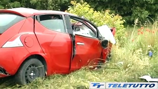 Video News - SCHIANTO AUTO-TIR, MUORE 23ENNE