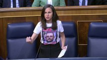 Belarra acude al Congreso con una camiseta contra Ayuso por las 