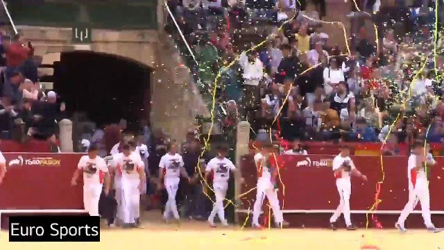 ¡Con el cuerno en el pecho! · FALLAS 2023 · Concurso de Recortes en Valencia con Toros de Jandilla