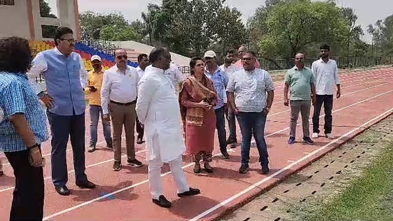 Video: खेलो इंडिया यूनिवर्सिटी गेम्स की तैयारियों का जायजा लेने पहुंचे खेल मंत्री गिरीश चंद्र यादव