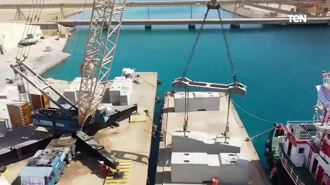 تصوير جوي لاعمال تنفيذ المحطة متعددة الأغراض بميناء سفاجا