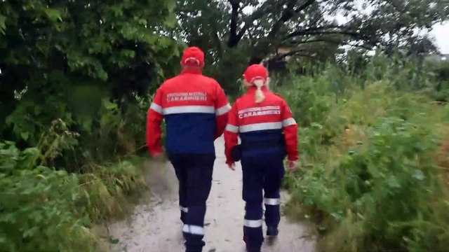 Maltempo a Riccione, chiuso il ponte sul Marecchia