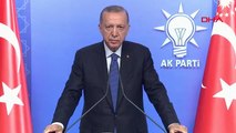 Cumhurbaşkanı Erdoğan: Otellerdeki depremzedeleri kapı dışarı etmeye kadar her türlü kepazeliği sergiliyorlar