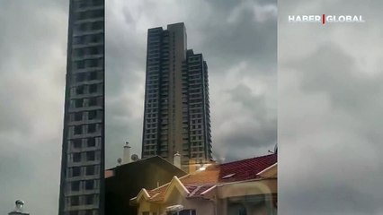 Ankara'da uçan koltuğu görenler şoke oldu: Fırtına etkisiyle böyle uçtu, binanın içerisine girdi!