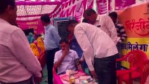 प्रभारी सचिव ने आमजन से ली कैम्प में हो रहे कार्यों की जानकारी, देखे वीडियों
