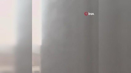 Ankara'da çatılar ve camii minareleri uçtu: Fırtınada uçan koltuk cep telefonu kamerasında