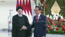 الرئيس الإيراني يوقع اتفاقا تجاريا مع إندونيسيا خلال زيارة إلى جاكرتا