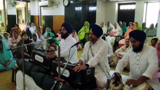 Video... गुरु अरजन देव के शहीदी दिवस पर शबद कीर्तन