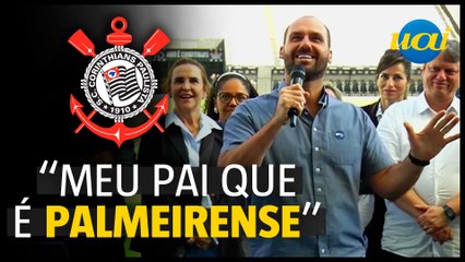 Eduardo Bolsonaro é vaiado no estádio do Corinthians