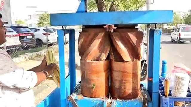 जयपुर -गन्ने का रस : लकड़ी से बनी मशीन का निकला रस अधिक पसंद, सेहत के लिए फायदेमंद भी-कैसे निकलता है रस,देखें इस विडियो में