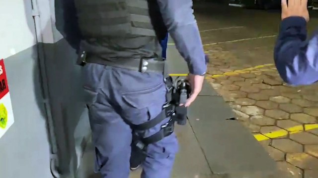 Homem é detido com dois mandados de prisão em aberto no Cancelli