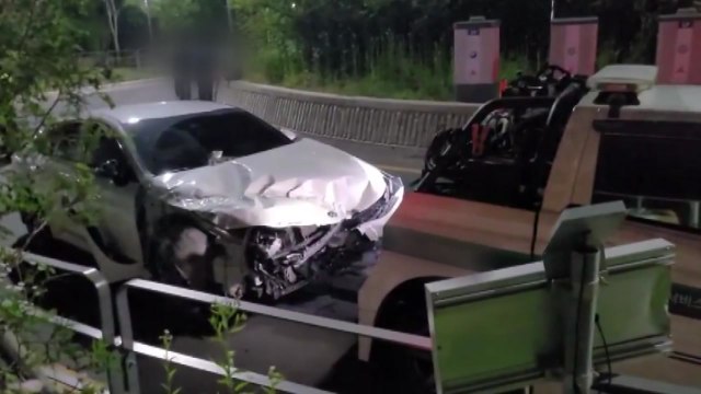 대전에서 만취 운전하다 울타리 들이받은 30대 검거 / YTN