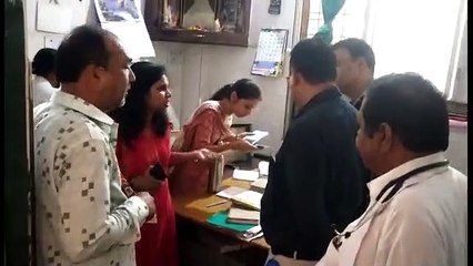 एडीएम ने जब्त किए रजिस्टर, पूछा ट्रामा में पूछा कब कल्चर कराया