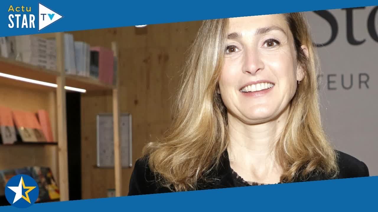 Julie Gayet maman de deux grands garçons : rares photos de ses "geeks" d'amour