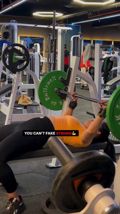 You can't Fake Strong | women's fitness training  | Gym Motivation
