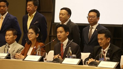 Скачать видео: El ganador de las elecciones en Tailandia anuncia una coalición prodemocrática