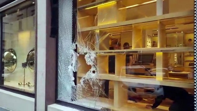 Nuovo furto con spaccata a Palermo: preso di mira il negozio Louis Vuitton di via Libertà