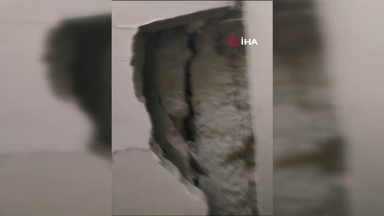 Kartal'da Kolonunda Çatlak Oluşan 7 Katlı Apartman Tahliye Edildi