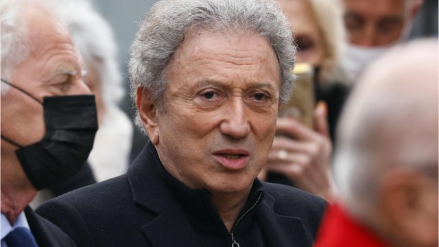 VOICI : Mon thorax est très douloureux : Michel Drucker sort enfin du silence après sa deuxième opération du coeur