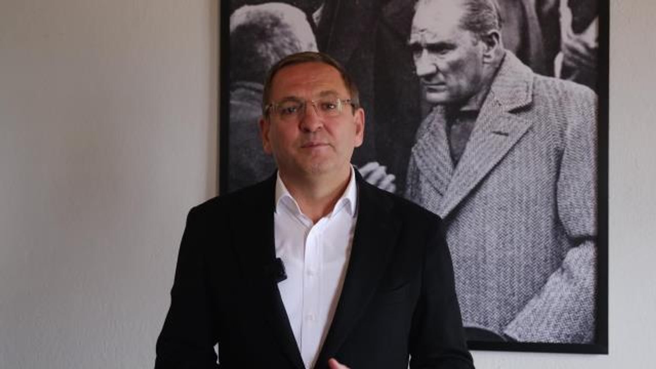 Ayvalık Belediye Başkanı Ergin: "28 Mayıs Günü Tatile Gelmeyin, Oyunuzu Kullanın, Vatandaşlık Görevinizi Yapın"