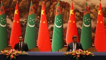 Xi se reúne por separado con presidentes de países de Asia Central para fortalecer lazos