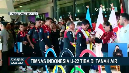 Waketum PSSI dan Suporter Sambut Kedatangan Timnas U-22 di Bandara Soetta