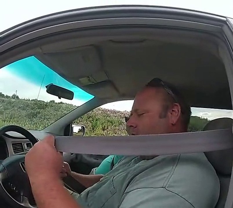 Quand tu te fais controler par la police mais que tu trouves ça injuste