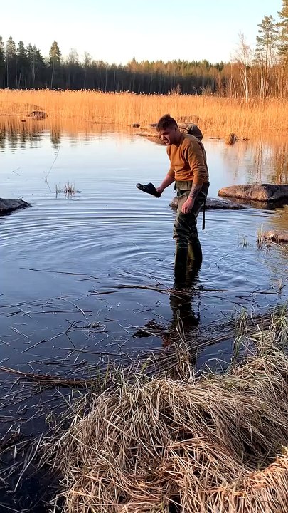 Fishing With Crocs