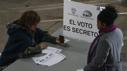 Descargar video: Consejo Nacional Electoral de Ecuador divulga la fecha tentativa para las elecciones tras la muerte cruzada decretada por Lasso